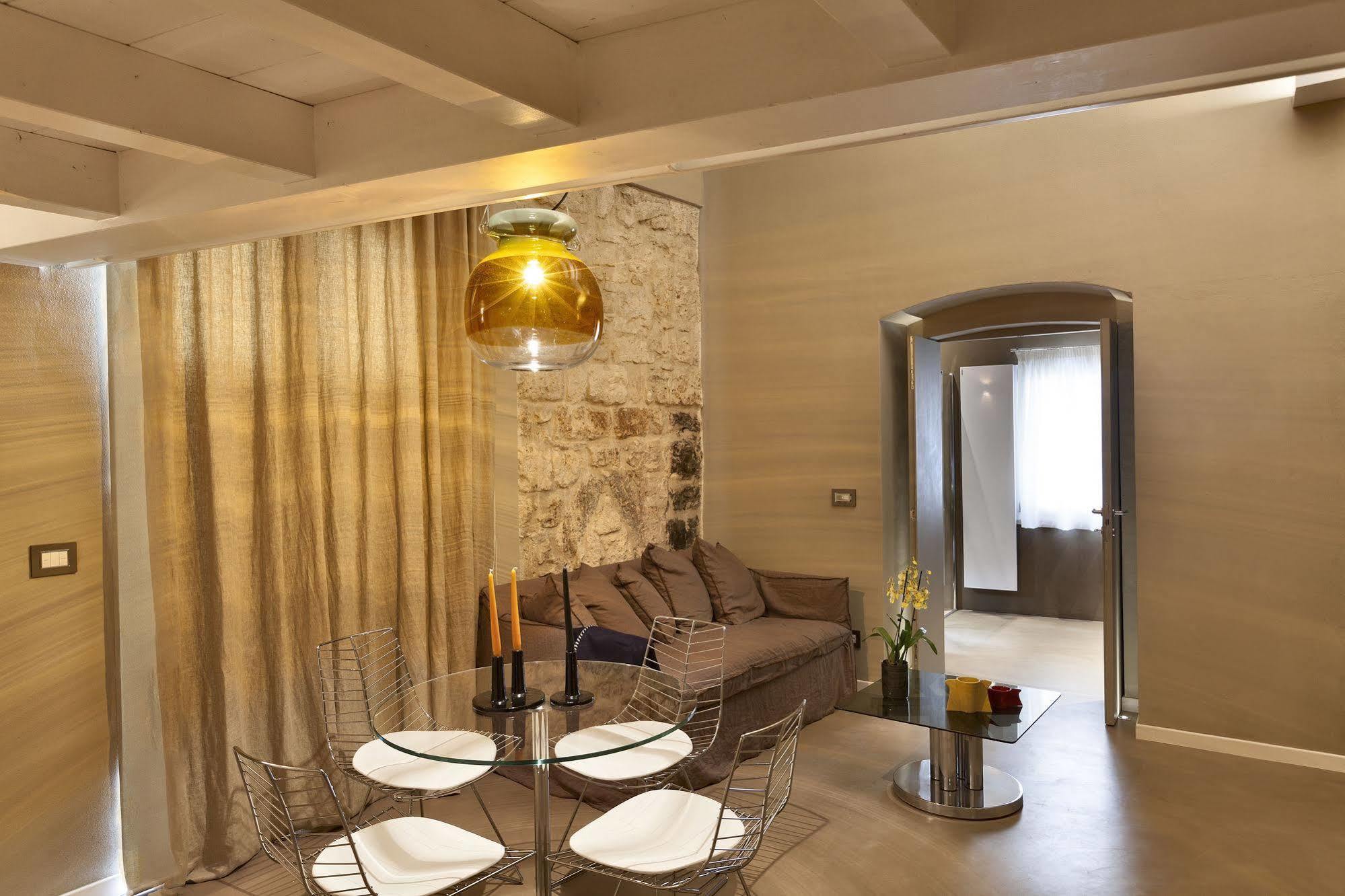 Palazzo Calò Aparthotel Bari Exterior foto
